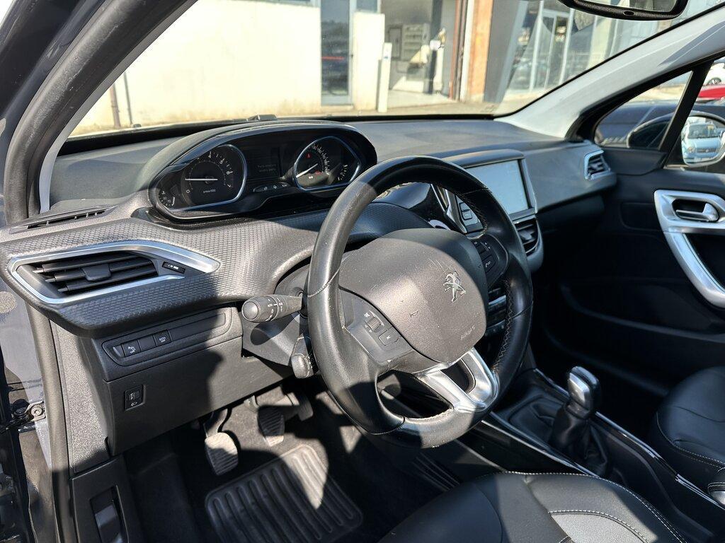 Peugeot 2008 1.2 PureTech Allure MOTORE NUOVO