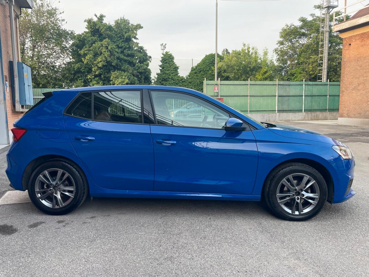 Skoda Fabia BENZINA/GPL- 2023-89000 KM- TAGLIANDI SKODA-UNICO PROPRIETARIO