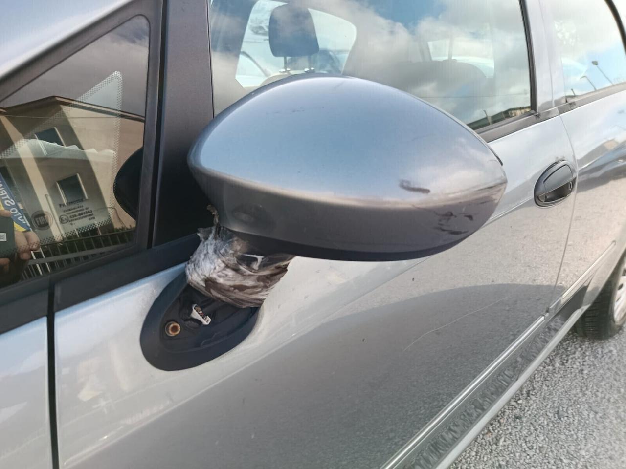 Fiat Punto 1.4 8v 77cv GPL Rinnovato-2011