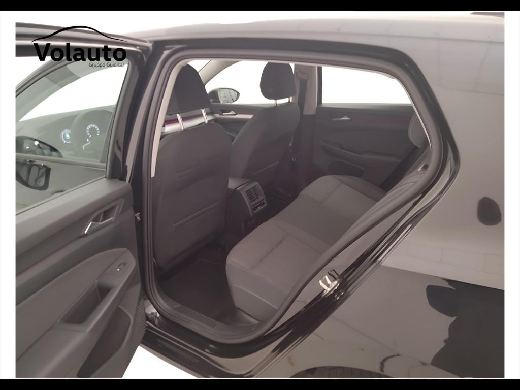 VOLKSWAGEN Golf VIII 2024 - Golf 2.0 tdi Life 115cv