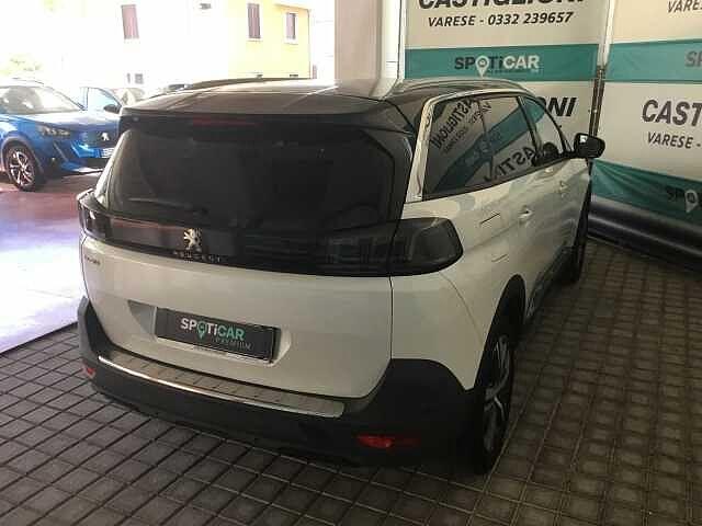 Peugeot 5008 Allure Pack 1.5 HDi 130 cv - Usata