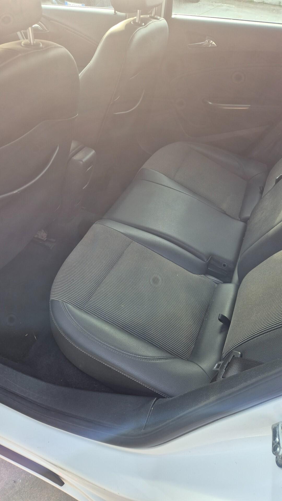 Opel Astra 1.7 CDTI 110CV Sports Tourer Cosmo