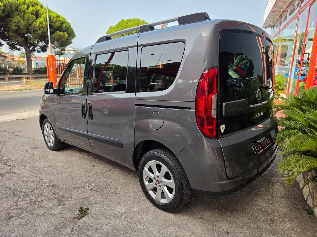 Fiat Dobló 1,6 diesel 05/2015 Cv105