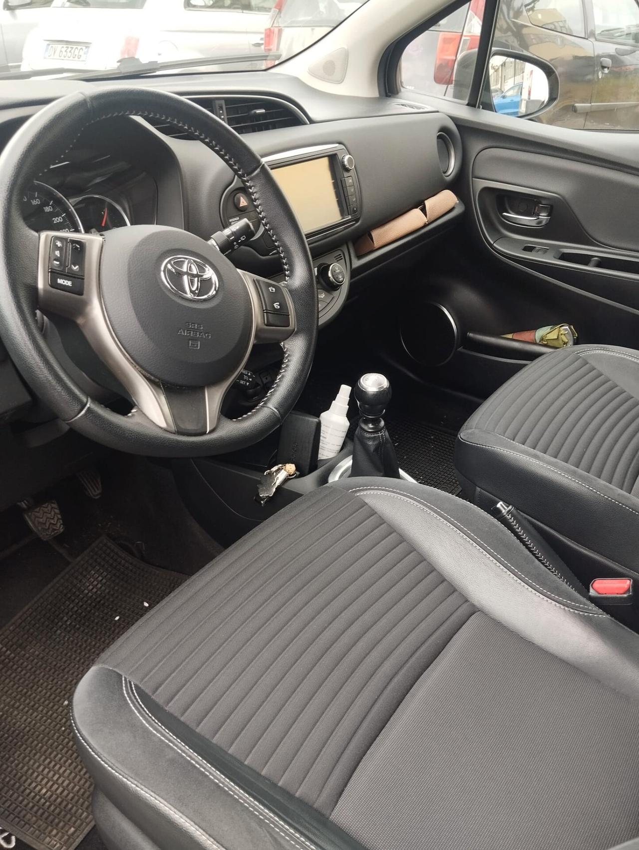Toyota Yaris 1.4 D-4D 5 porte Lounge