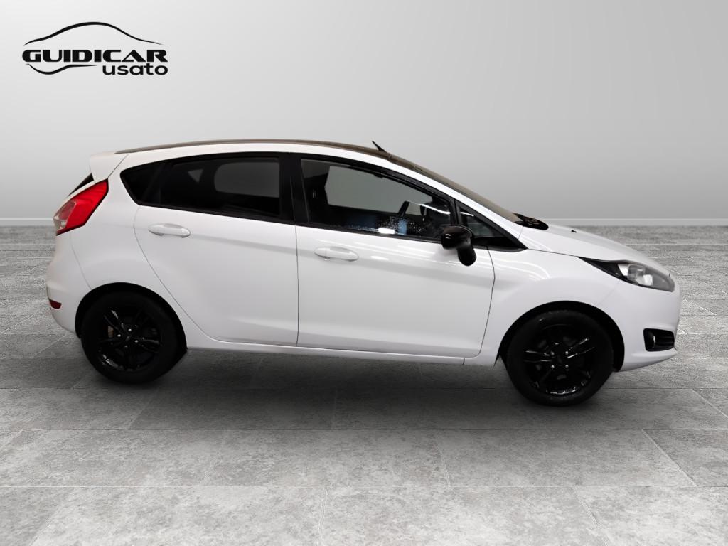 FORD Fiesta VI 2013 - Fiesta 5p 1.5 tdci Black&White 75cv E6