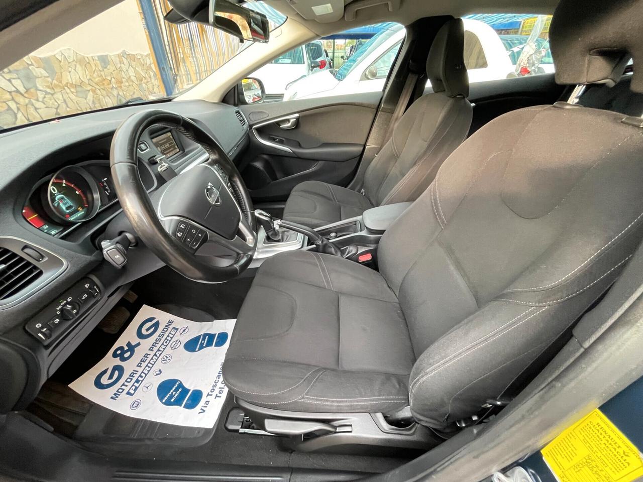 Volvo V40 Cross Country D2 1.6 Momentum
