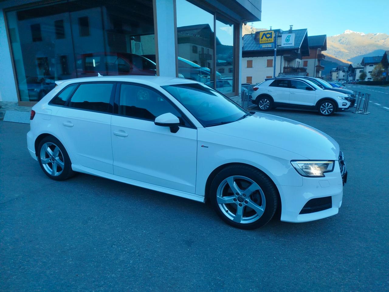 Audi A3 SPB 2.0 TDI 184 CV S tronic Sport quattro edition