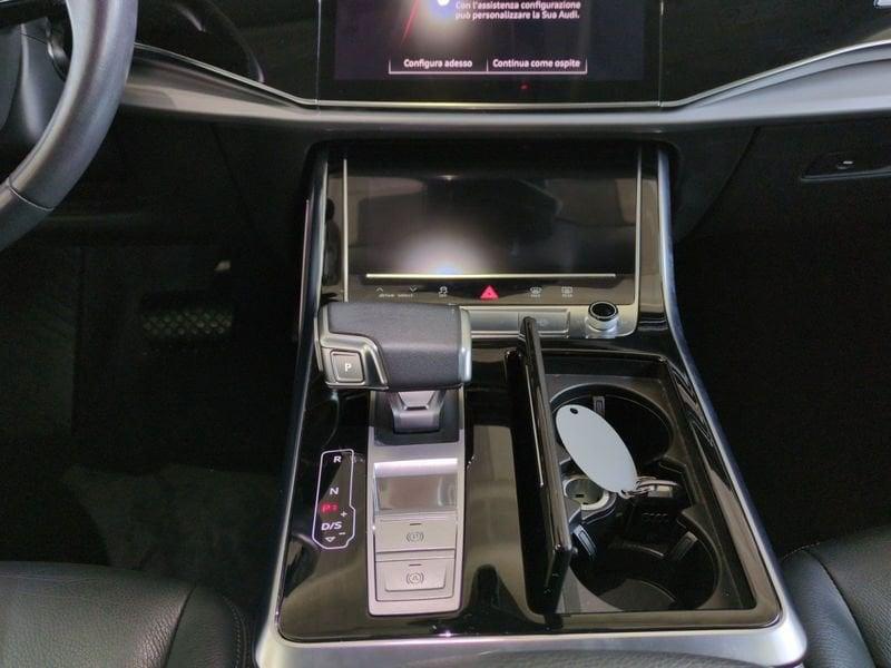 Audi Q8 50 TDI 286 CV quattro tiptronic Sport