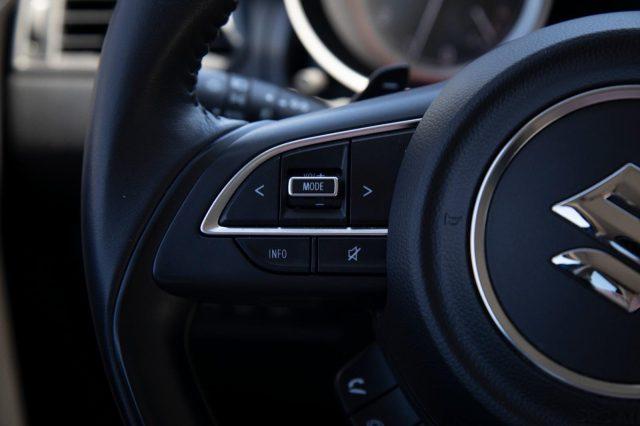 SUZUKI Swift 1.2 Hybrid CVT Top Automatica