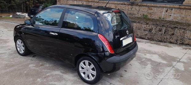 LANCIA - Ypsilon - 1.2 Argento