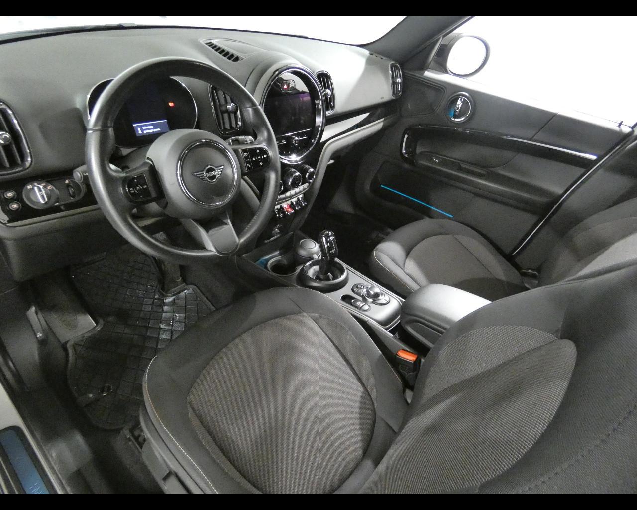 MINI Mini Countrym.(F60) - Mini 1.5 Cooper Business Countryman
