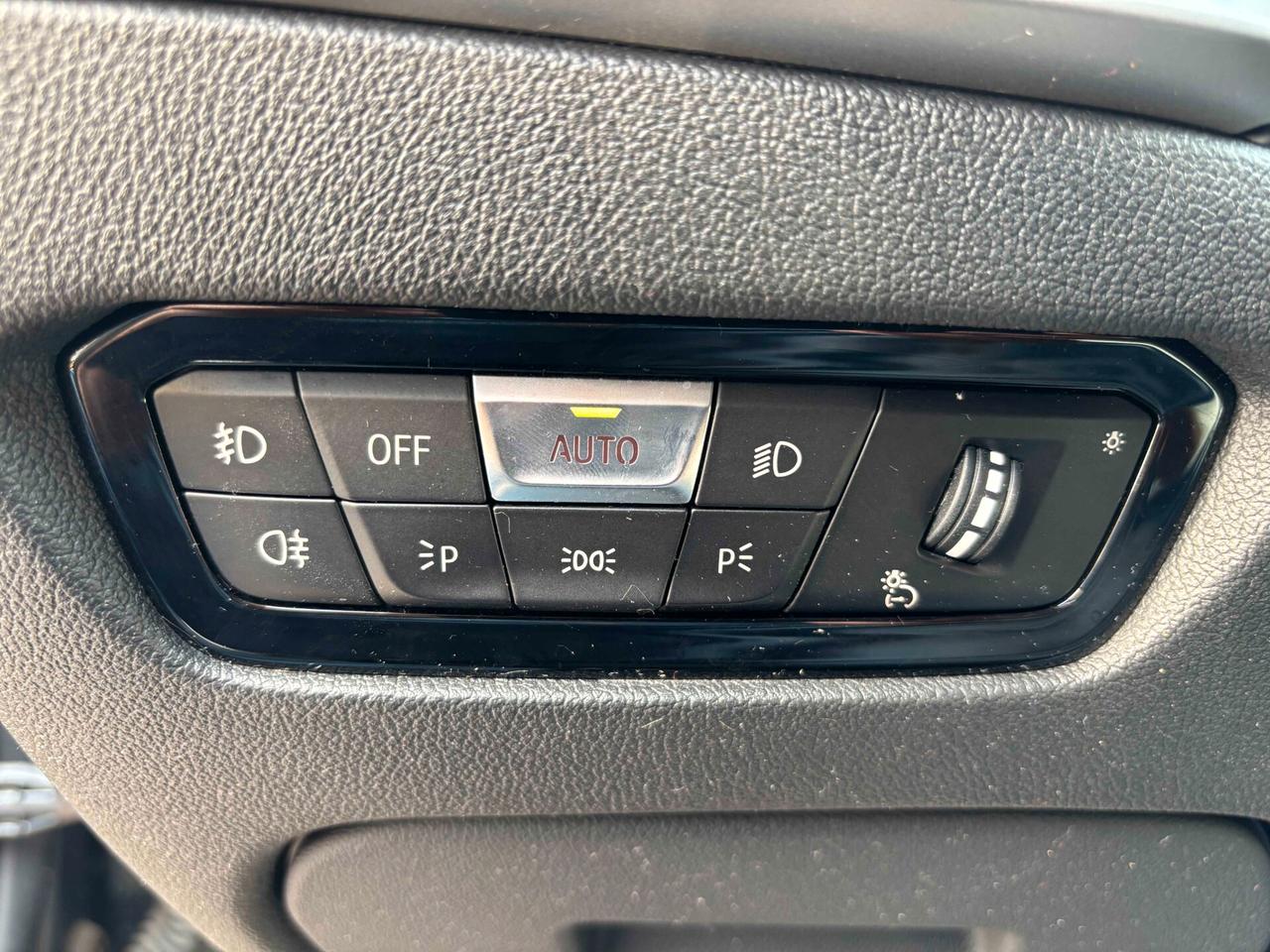 Bmw 318 318d Touring Business Advantage aut.