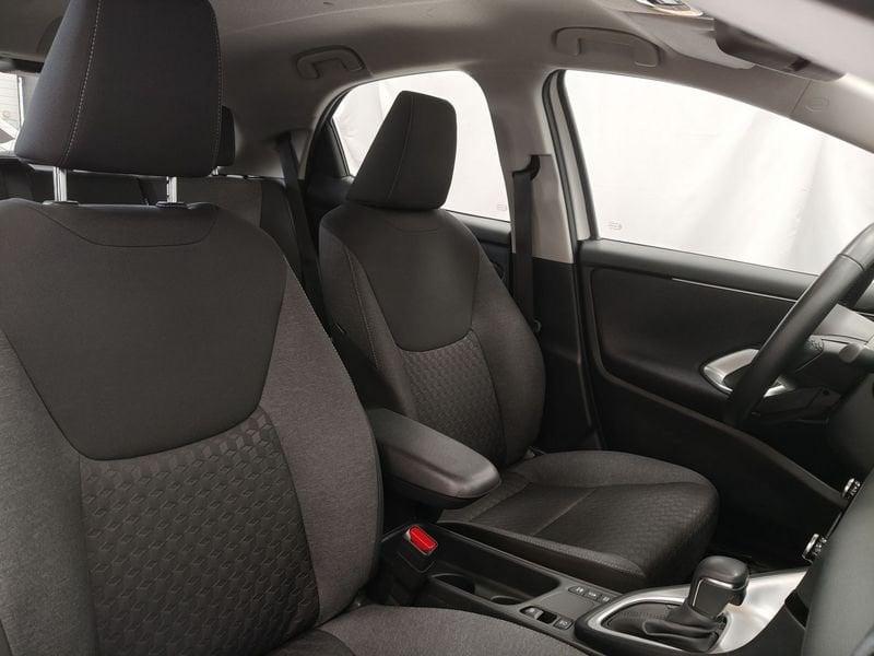 Toyota Yaris Hybrid Trend MY22