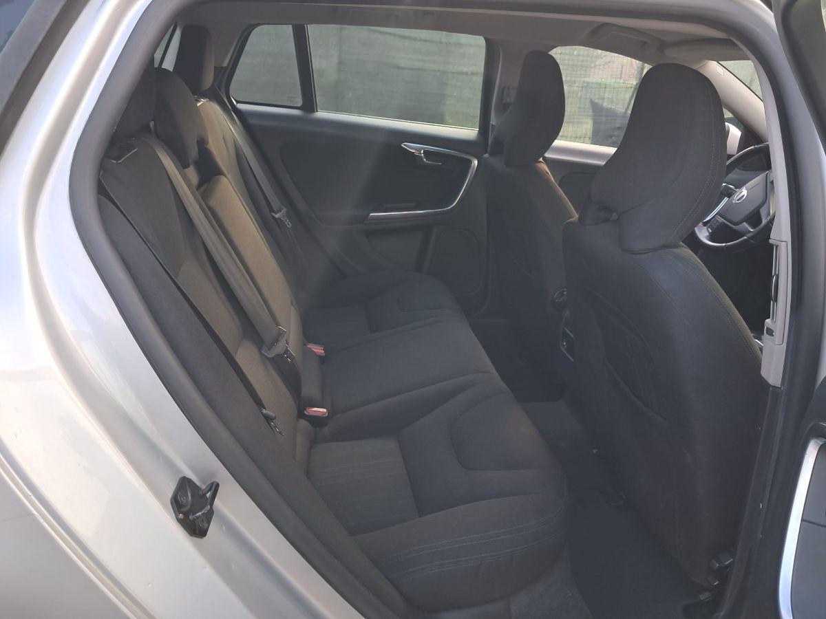 VOLVO - V60 - D2 Summum