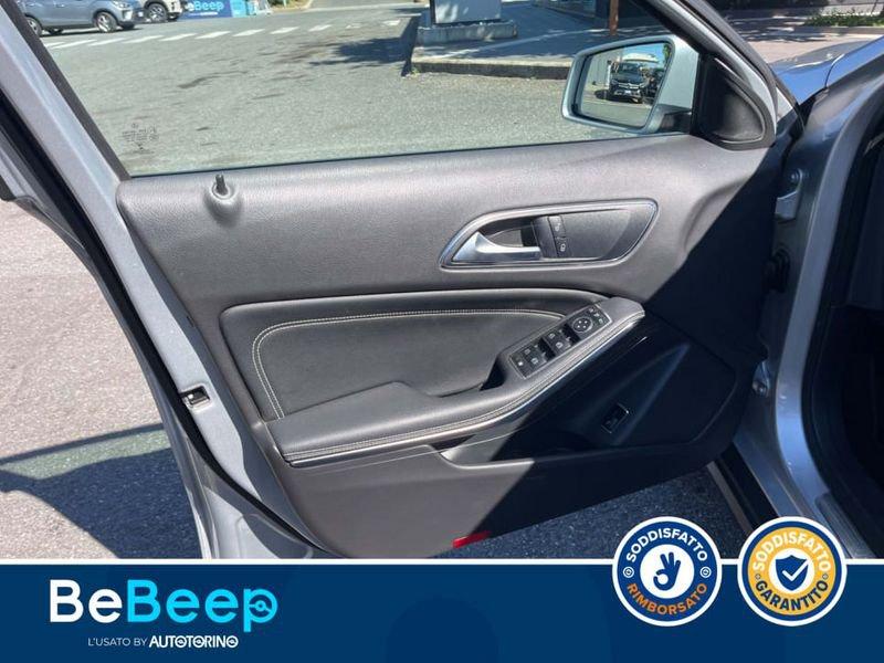 Mercedes-Benz GLA 180 SPORT AUTO