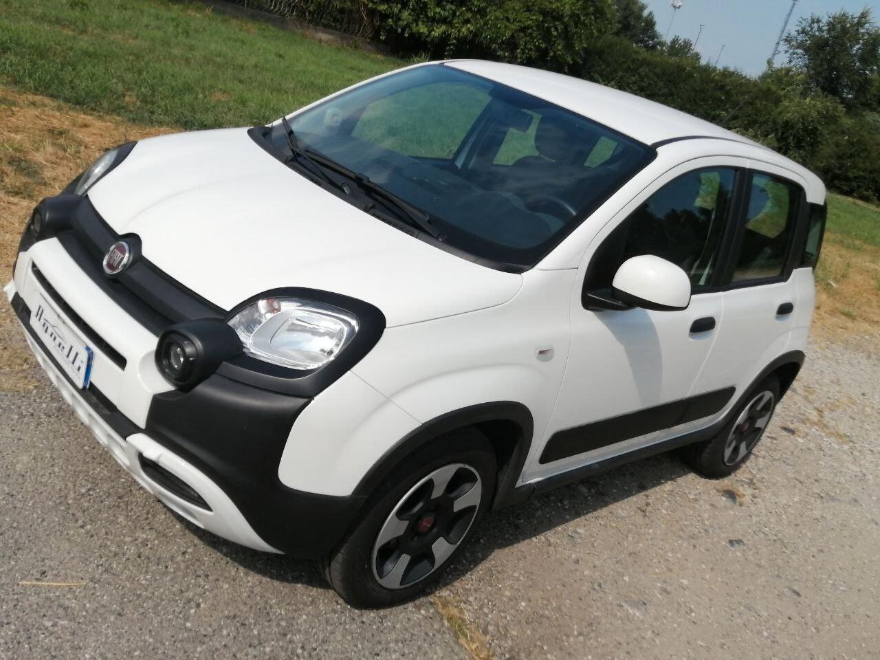 Fiat Panda CityCross 1.0 FireFly Hybrid