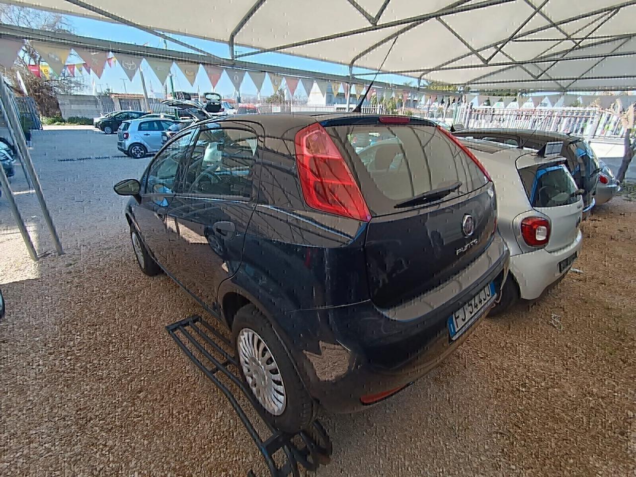 Fiat Punto 1.4 8V 5 porte Natural Power Street