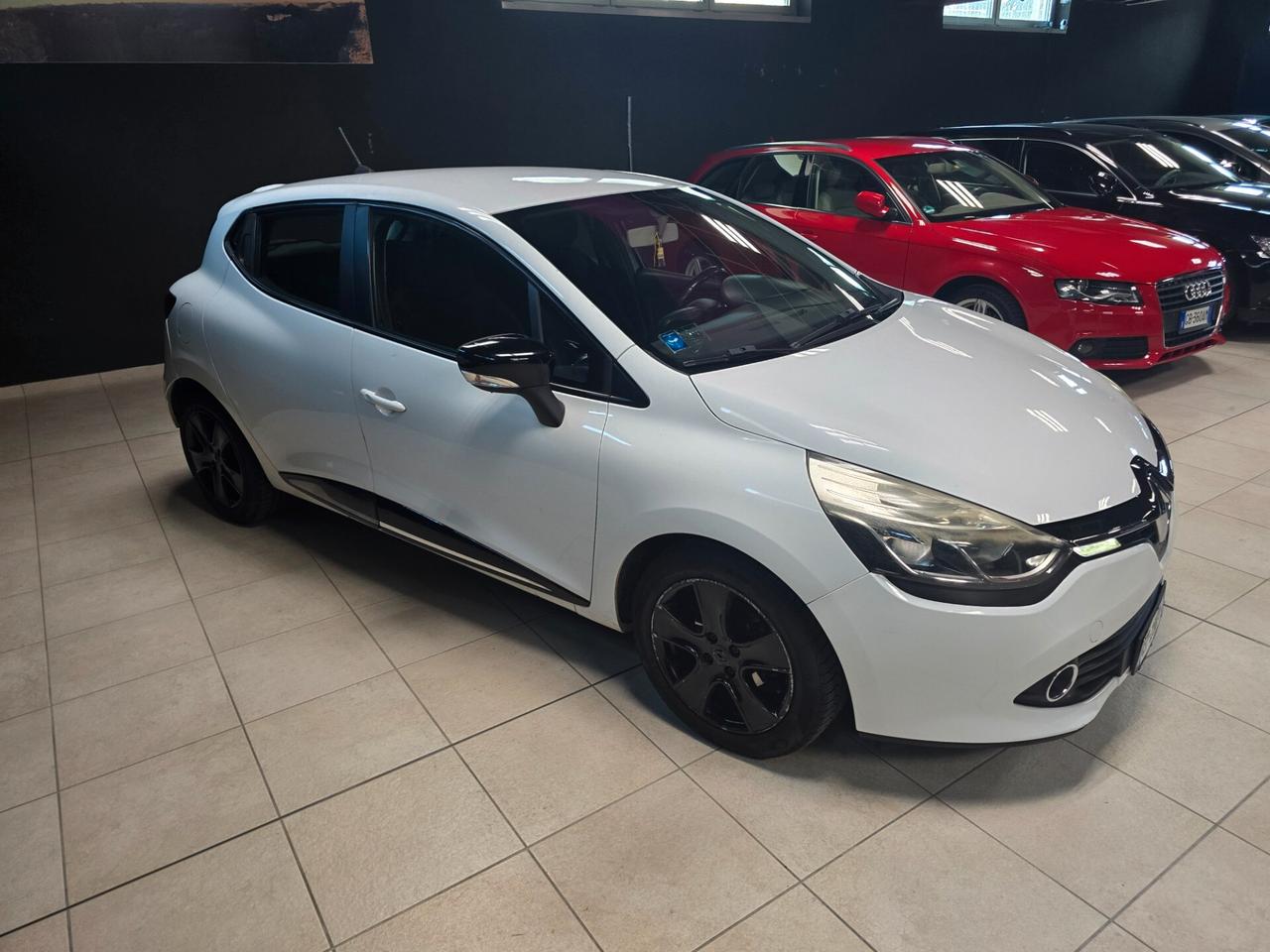 Renault Clio 1.2 75CV 5 porte Wave