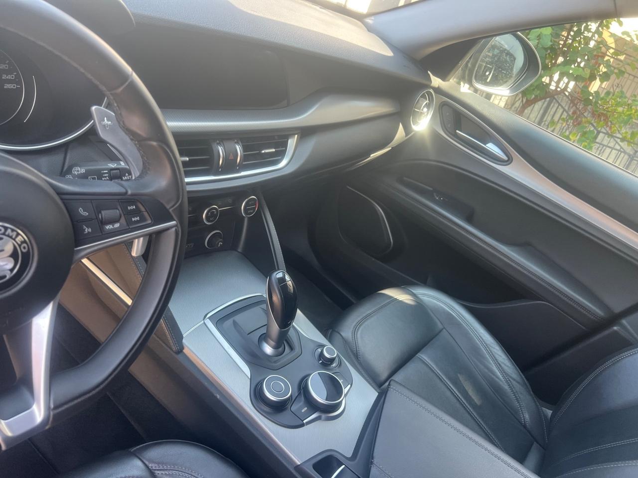 Alfa Romeo Stelvio 2.2 Turbodiesel 210 CV AT8 Q4