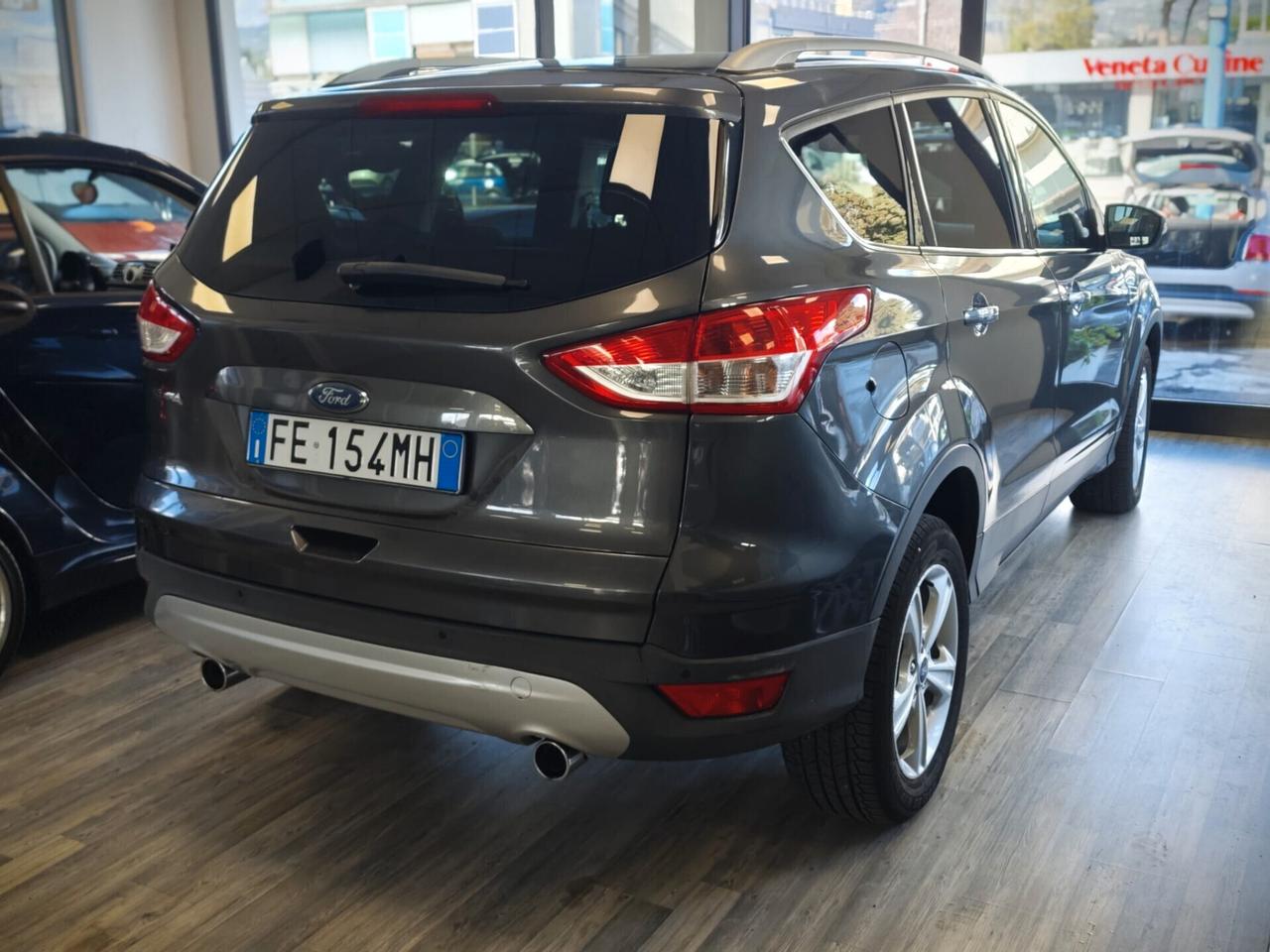 Ford Kuga 2.0 TDCI 120 CV S&S 2WD Titanium Business