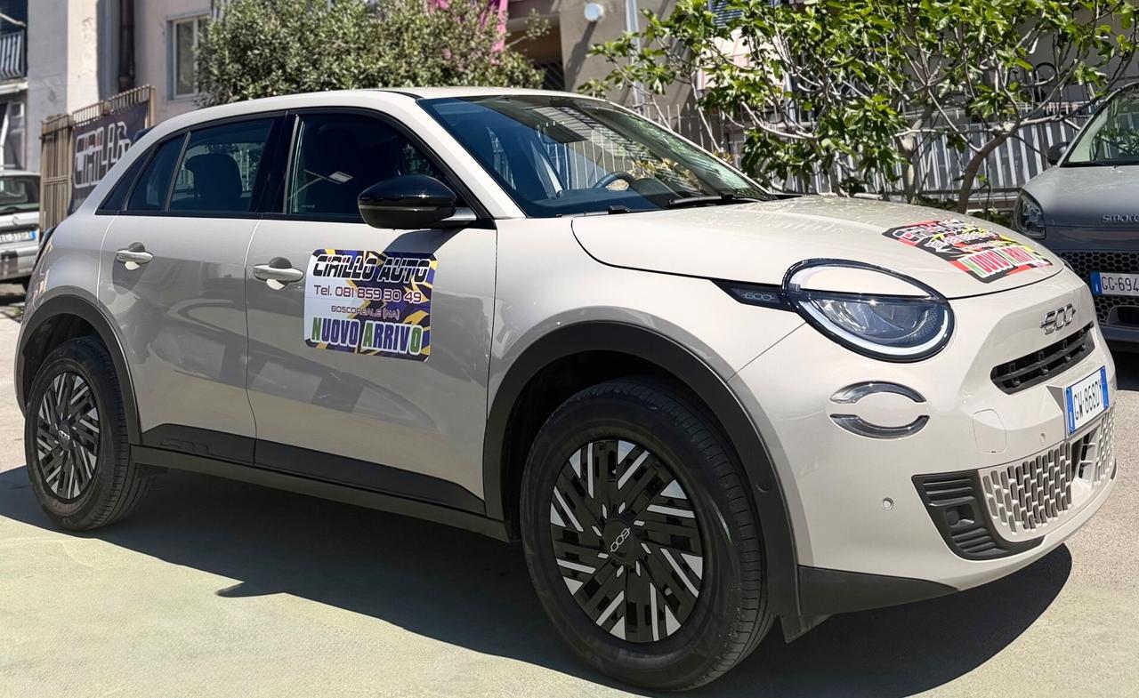 Fiat 600 1.2 Hybrid DCT Mhev La Prima 100 Cv