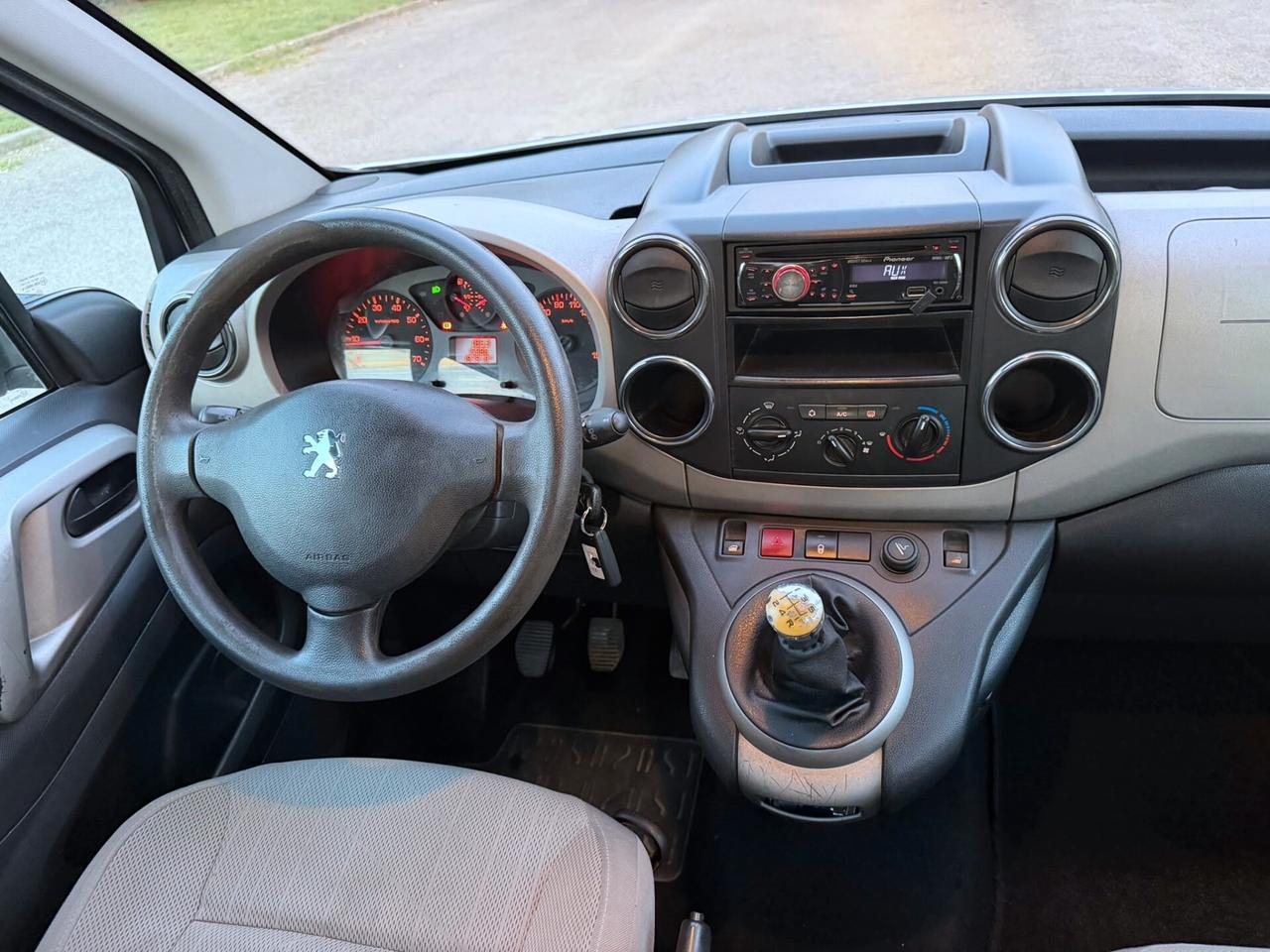 PEUGEOT PARTNER TEPEE 1.6 HDi 90CV FULL SPAZIOSA