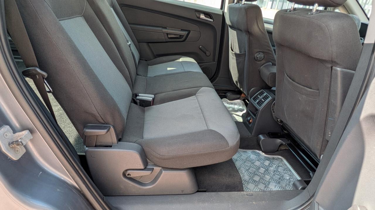 Opel Zafira 1.9 CDTI 101CV Cosmo