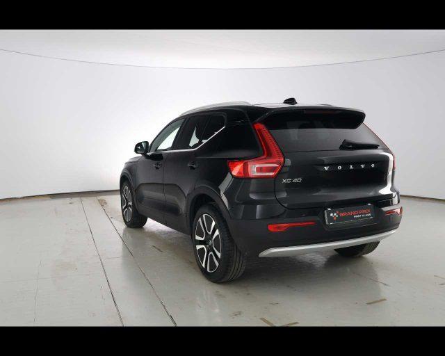 VOLVO XC40 T4 Recharge Plug-in Hybrid Inscription N1