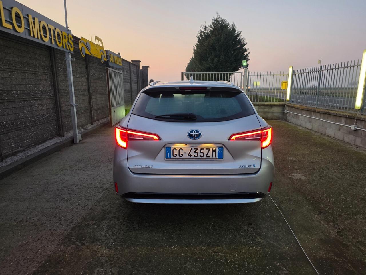 Toyota Corolla Touring Sports 1.8 Hybrid Business Tech