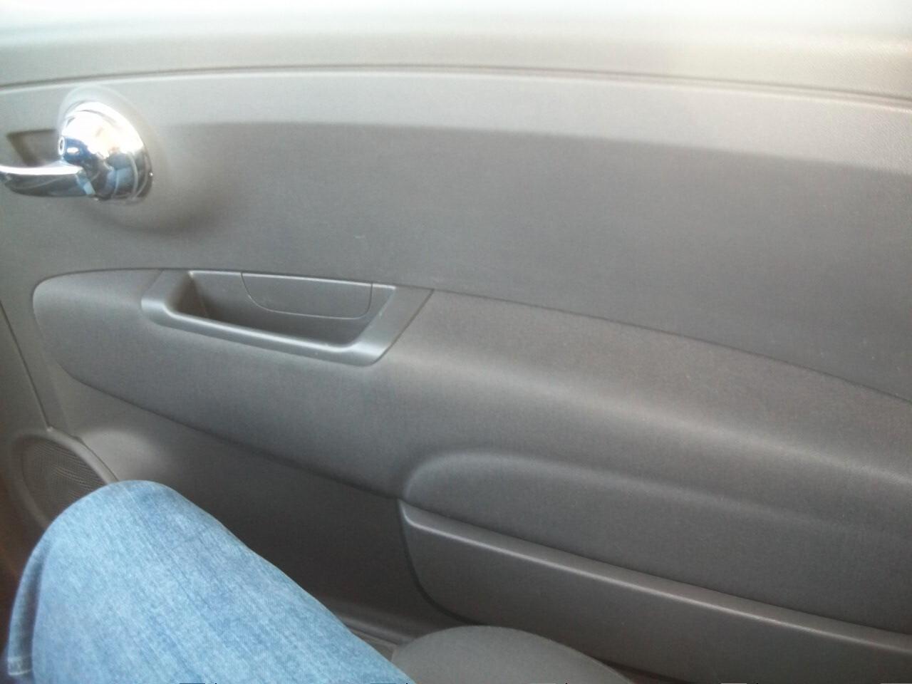 Fiat 500 1.2 Pop CC 1242 BENZINA IMMAT 30/09/2009 KM 156519 SI NEOPATENTATI GIA SOSTITUITO LA DISTRIBUSIONE GARANZIA UN ANNO