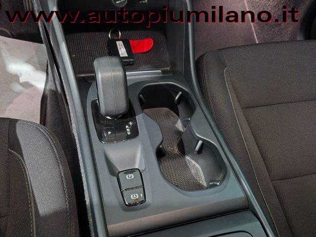 VOLVO XC40 T3 Geartronic Momentum Pro