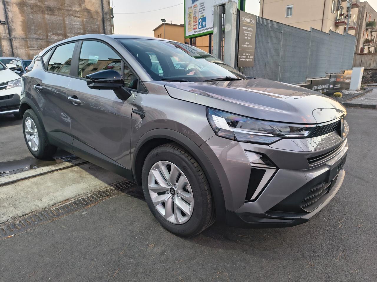 RENAULT CAPTUR NUOVA DA IMMATRICOLARE EURO 24.700