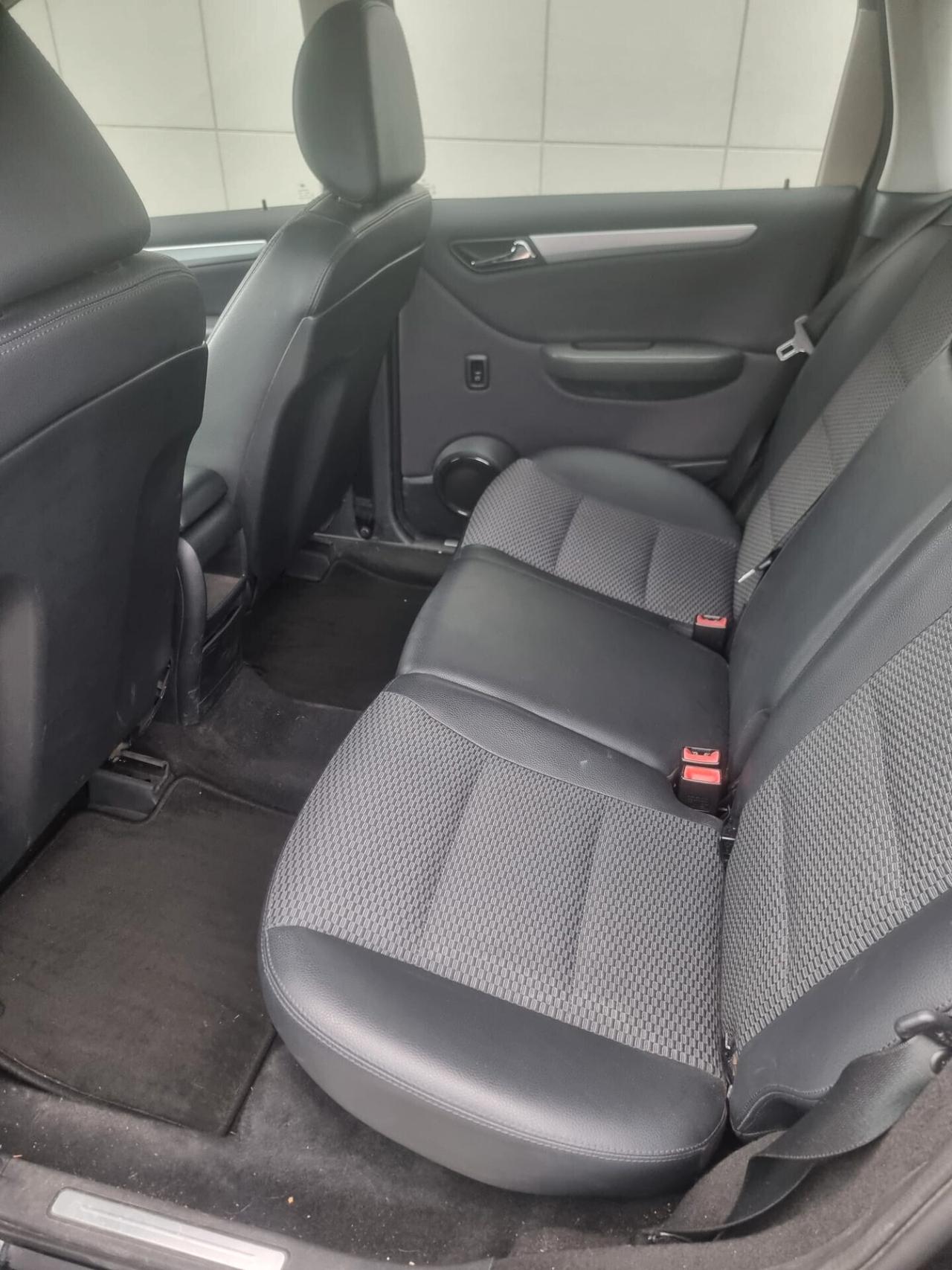Mercedes-benz B 180 CDI Premium-NAVI-AUTOMATICA-