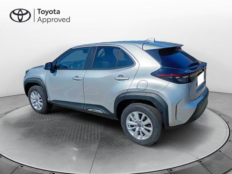 Toyota Yaris Cross 1.5h Business fwd 116 CV e-cvt