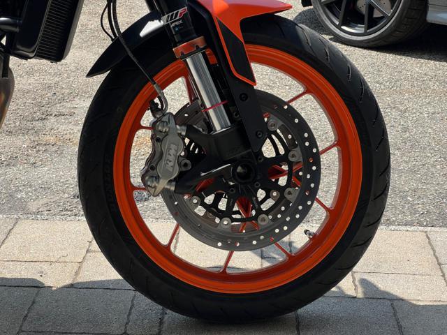KTM 890 Duke 890 DUKE