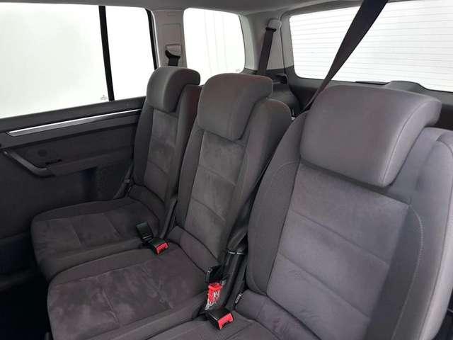 Volkswagen Touran Business 2.0 TDI 140 CV NEOPATENTATI
