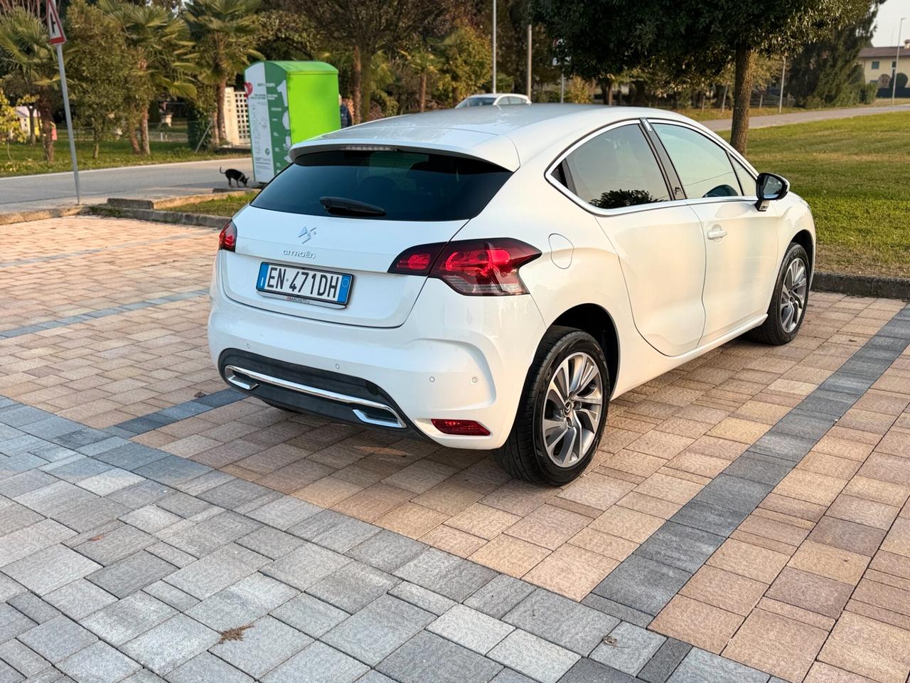 Ds DS4 4 2.0 HDi 160 Pure Pearl (NEOPATENTATI)
