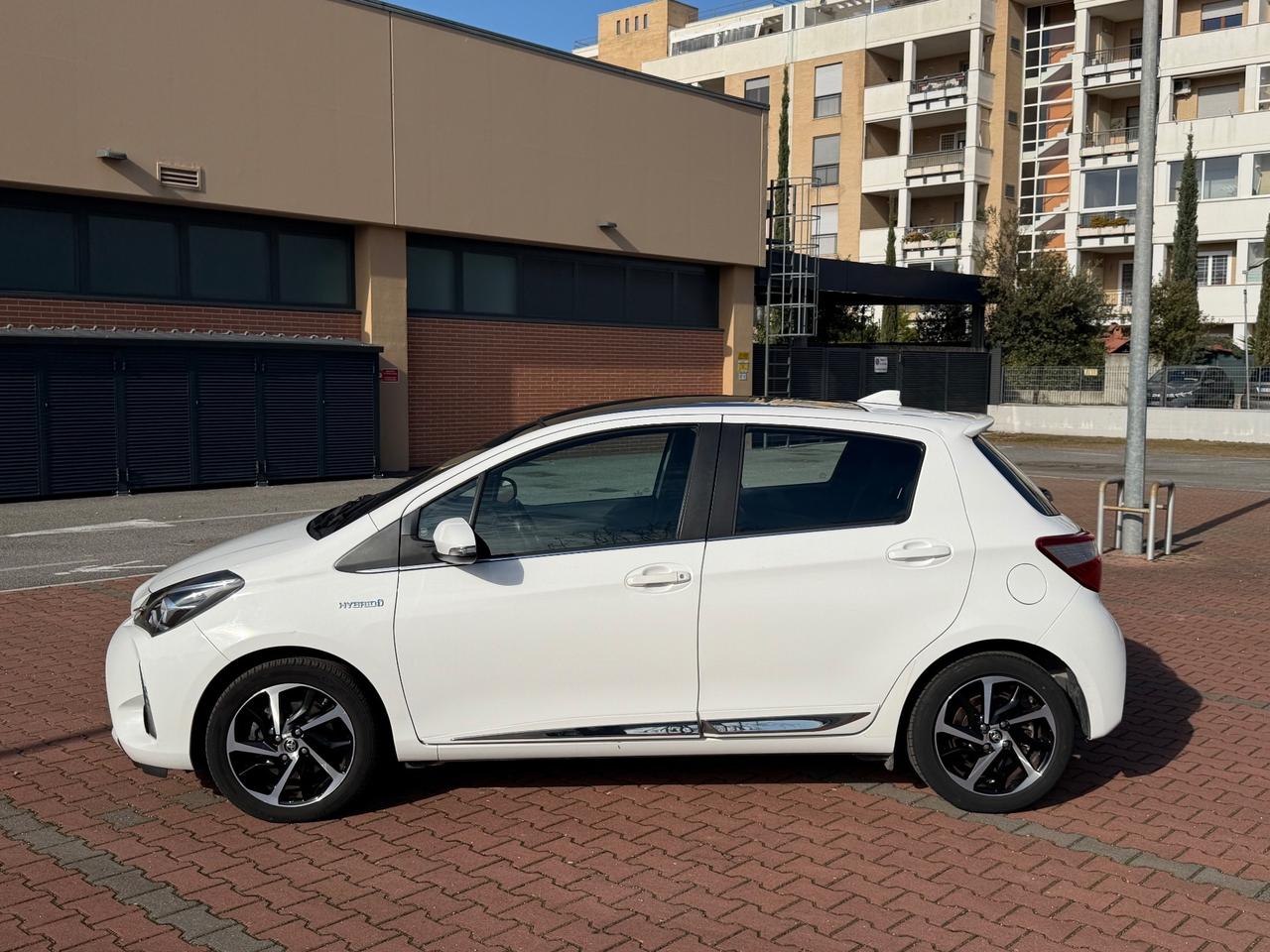Toyota Yaris 1.5 Hybrid Style *5 Tagliandi