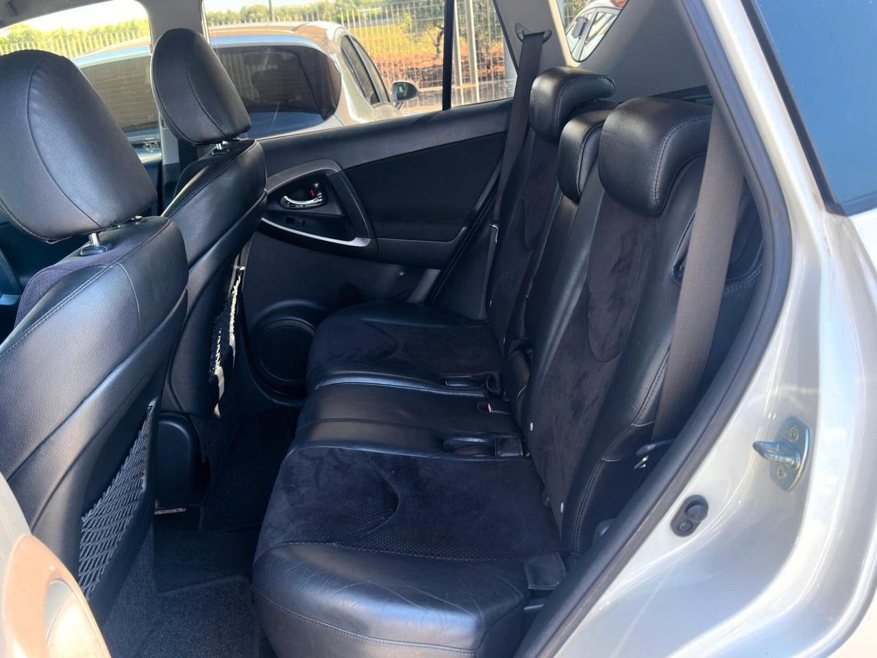 Toyota RAV 4 RAV4 2.2 D-4D 150 CV DPF