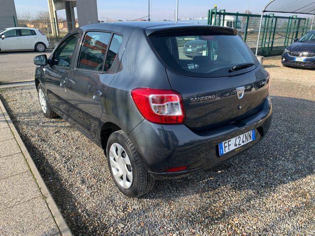 DACIA Sandero 1.2 75CV Serie Speciale Lauréate Family