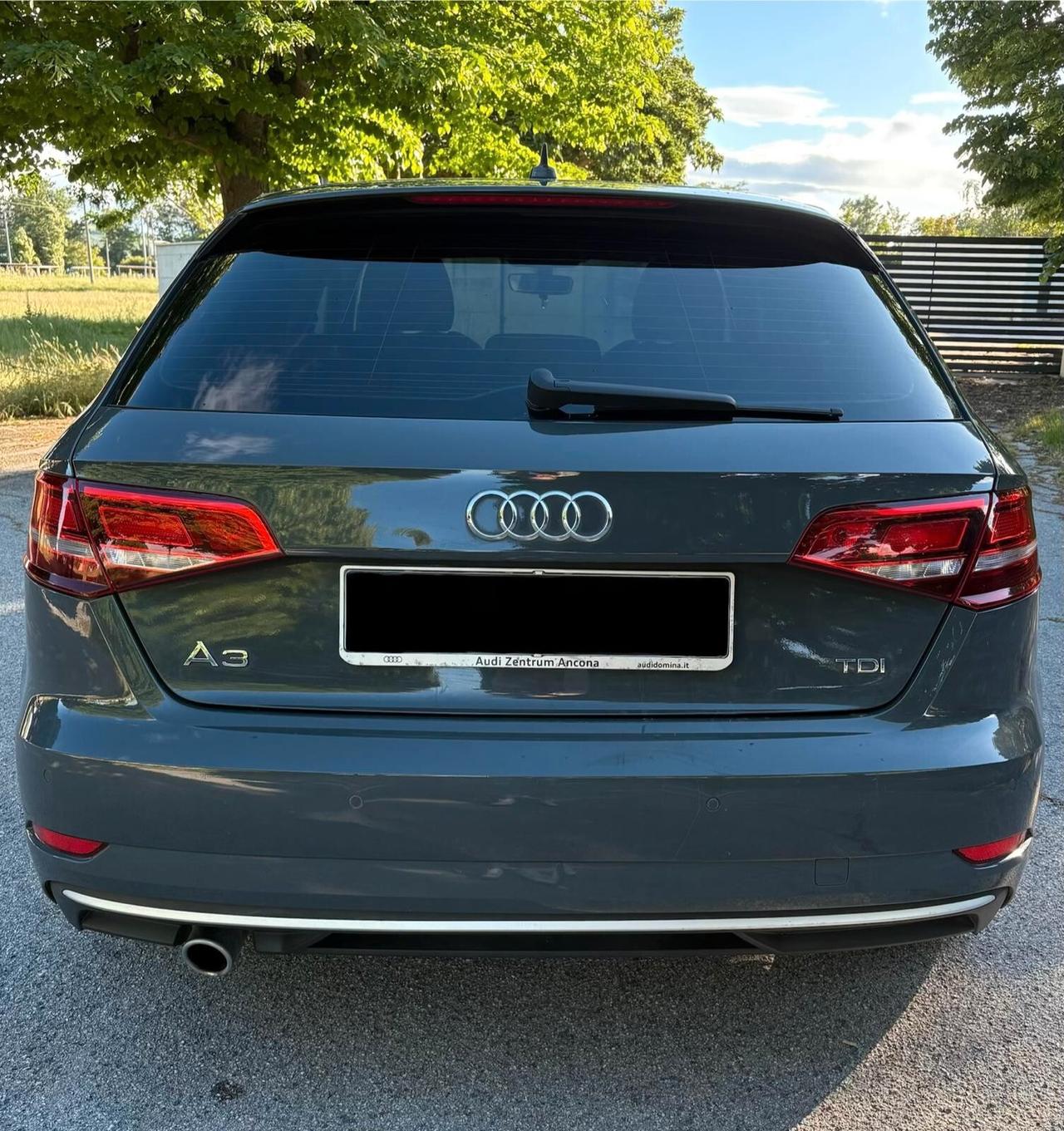 Audi A3 SPB 1.6 TDI 116 CV Sport