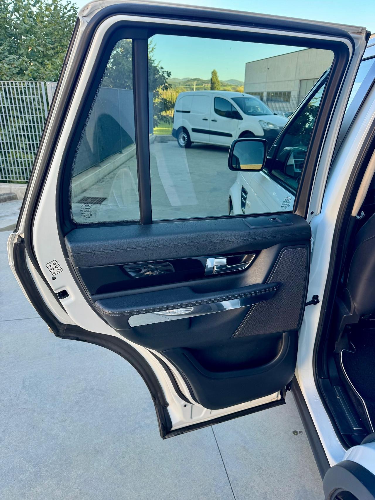 LAND ROVER RANGE ROVER SPORT 3.0 TDV6 HSE