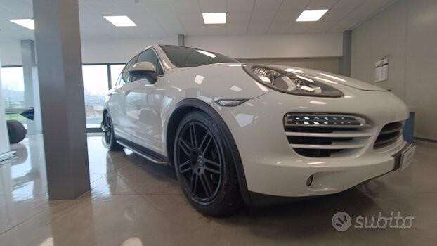 PORSCHE Cayenne 3.0 DIESEL