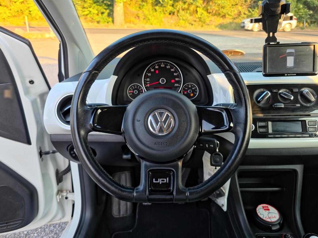 Volkswagen up! 1.0 3p. take CV-75 E5B Manuale NEO 2012