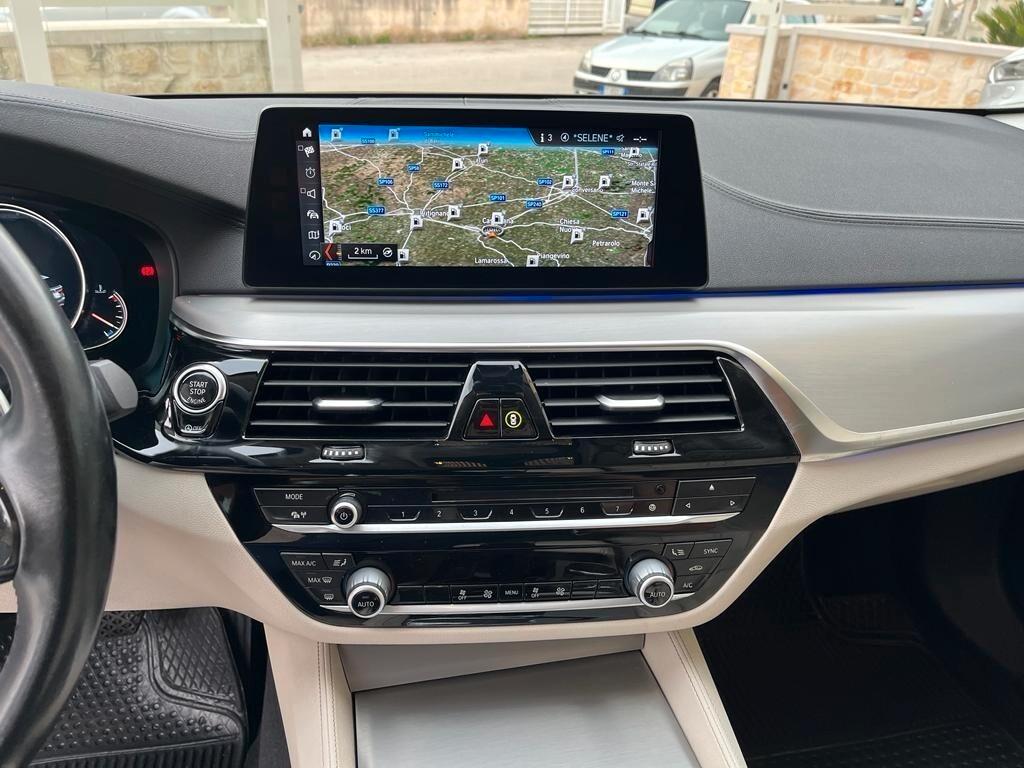 Bmw 520 d xDrive Touring Luxury