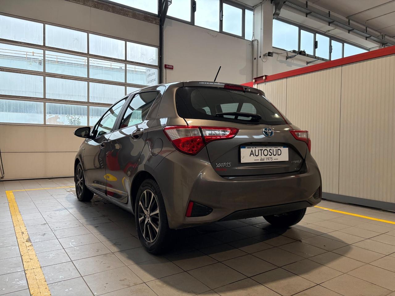 Toyota Yaris 1.5 Hybrid Trend Platinum Edition