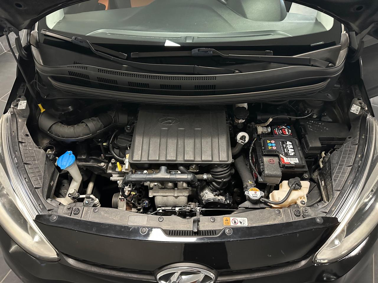 HTUNDAI i10 1.0 BENZINA/GPL 67CV PRONTA CONSEGNA