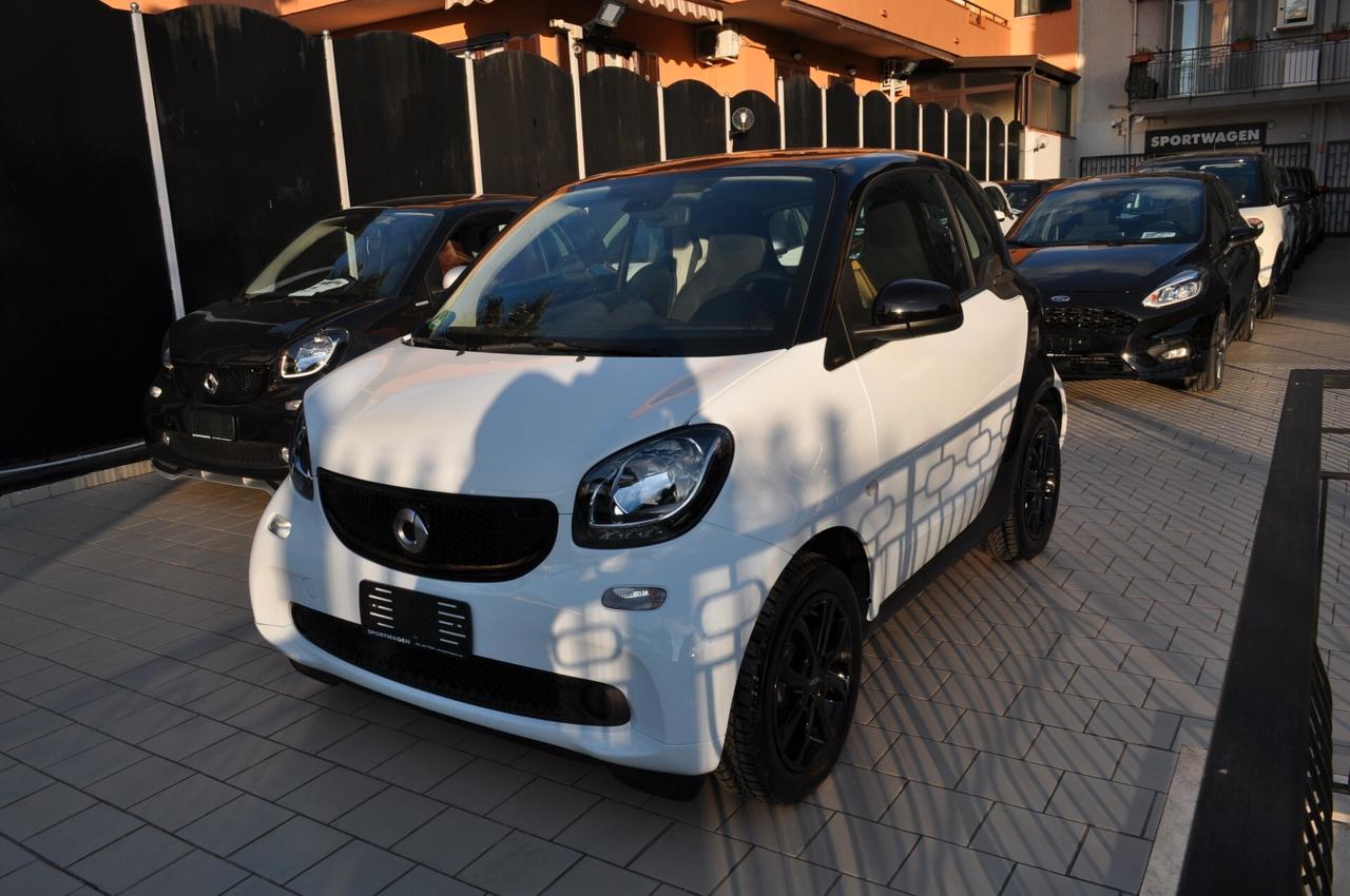 SMART FORTWO PASSION 1000 BENZINA KW 52