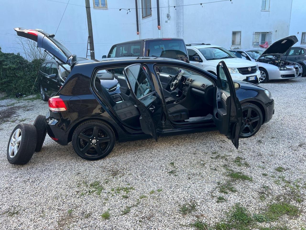 Volkswagen Golf 1.6 TDI DPF 5p. Highline