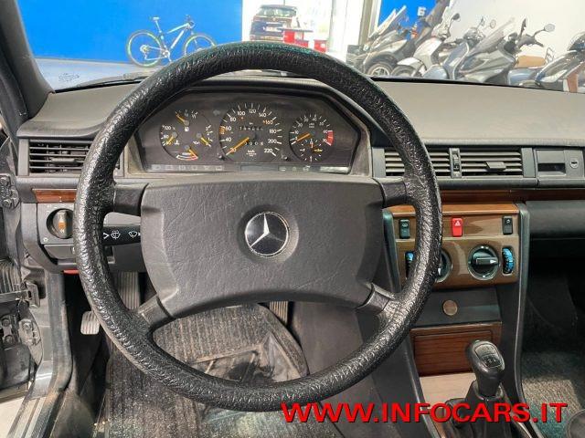 MERCEDES-BENZ 200 E cat W 124 FASCIONATA DA COLLEZIONE